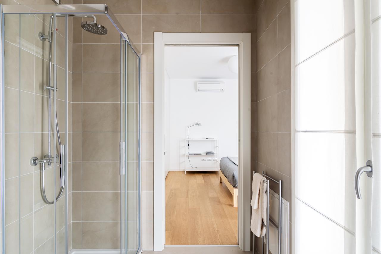 Altido Lovely 1-Bed Flat With Balcony & Free Parking Milan Luaran gambar